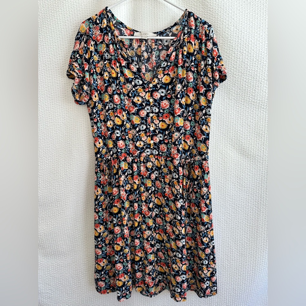 LOFT Black Floral Smocked Waist Midi Dress Women’s Medium Short Sleeve Rayon
